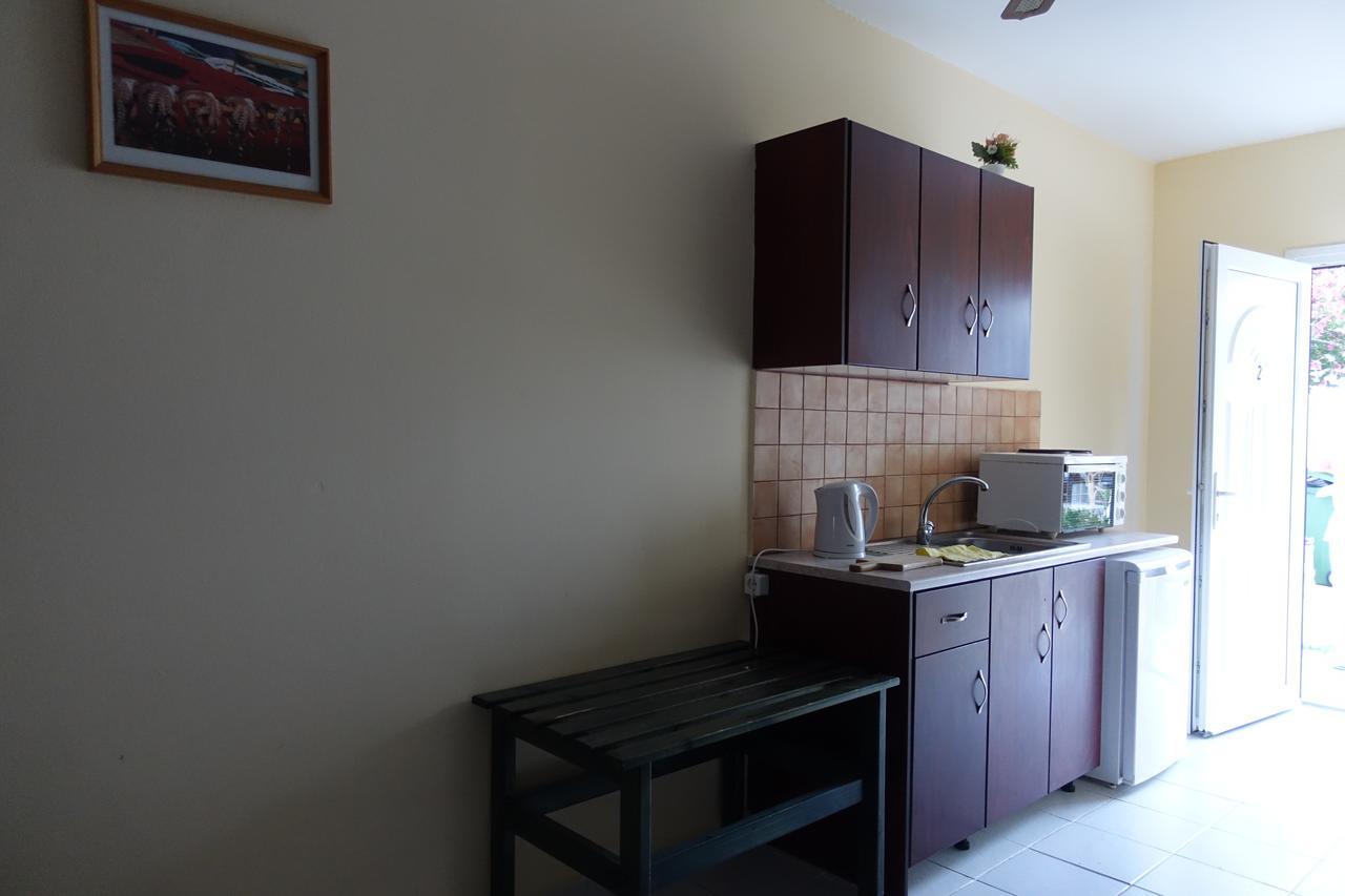 Nikis Studios Panteli Bagian luar foto
