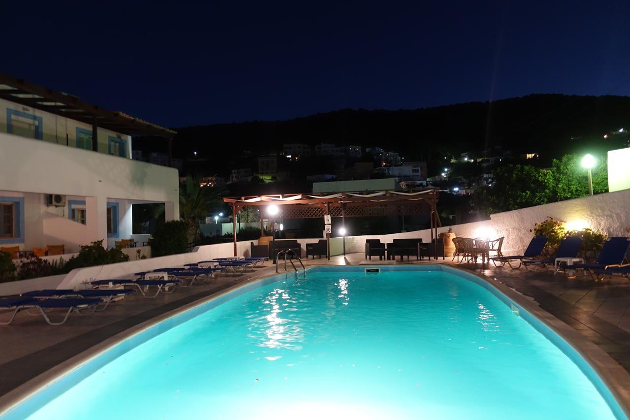 Nikis Studios Panteli Bagian luar foto